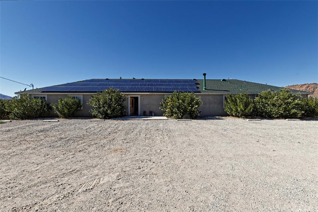 11860 Milpas Drive, Apple Valley, CA 92308