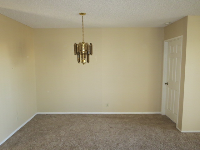 19048 Elm DriveApple Valley, CA, 92308San Bernardino County
