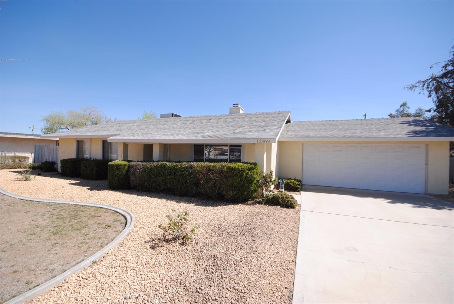 12809Pocono Road, Apple Valley, CA 92308