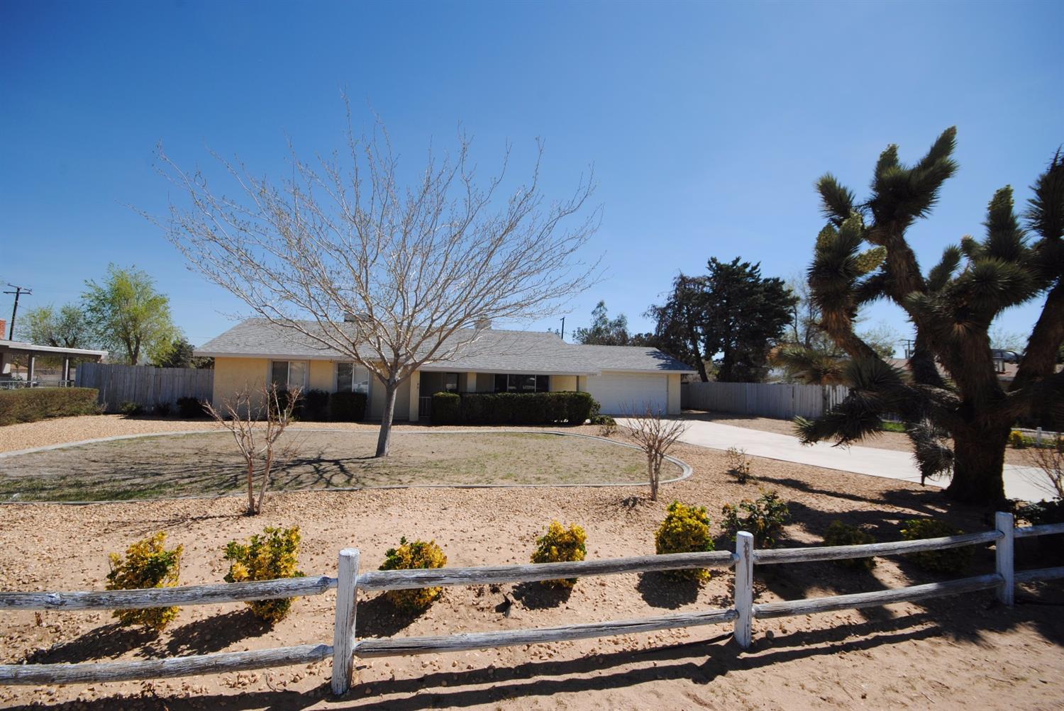 12809Pocono Road, Apple Valley, CA 92308