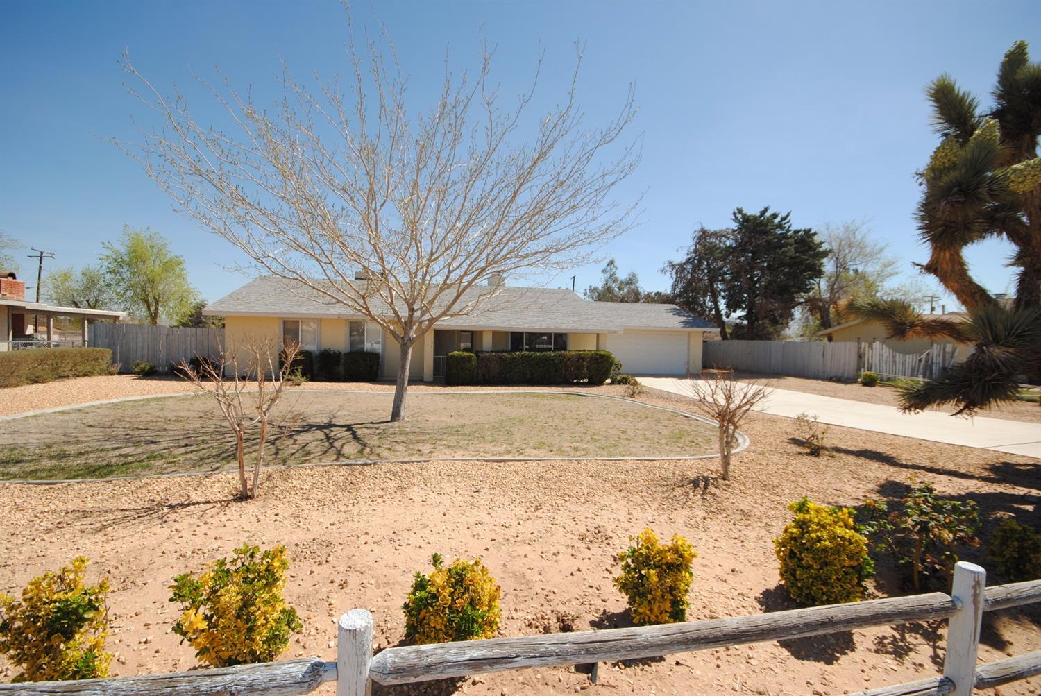 12809Pocono Road, Apple Valley, CA 92308
