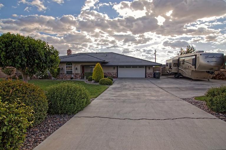 13120Olathe Rd, Apple Valley, United States 92308