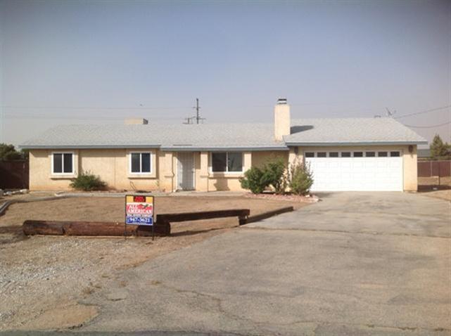 10841Sauk Court, Apple Valley, CA 92308