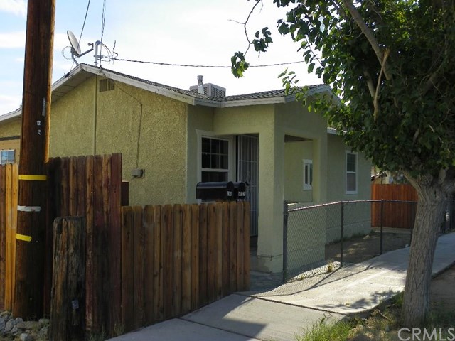 113 E White Street, Barstow, CA 92311
