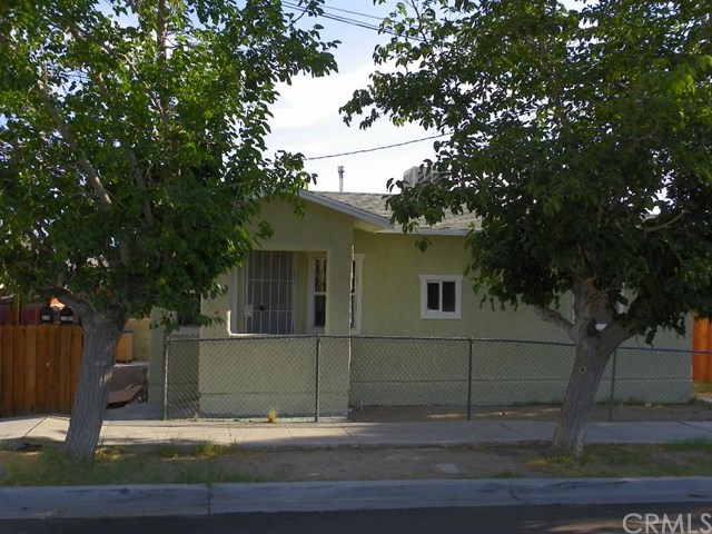 113 E White Street, Barstow, CA 92311