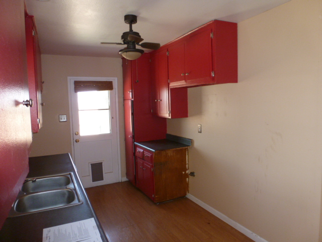 1113 Bigger StBarstow, CA, 92311San Bernardino County