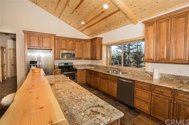 42216 Eagle Ridge Drive, Big Bear, CA 92314
