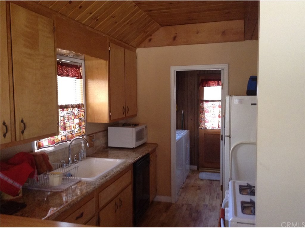 1020 Wendy Avenue, Big Bear, CA 92314