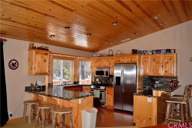 1760 Angels Camp Road, Big Bear, CA 92314