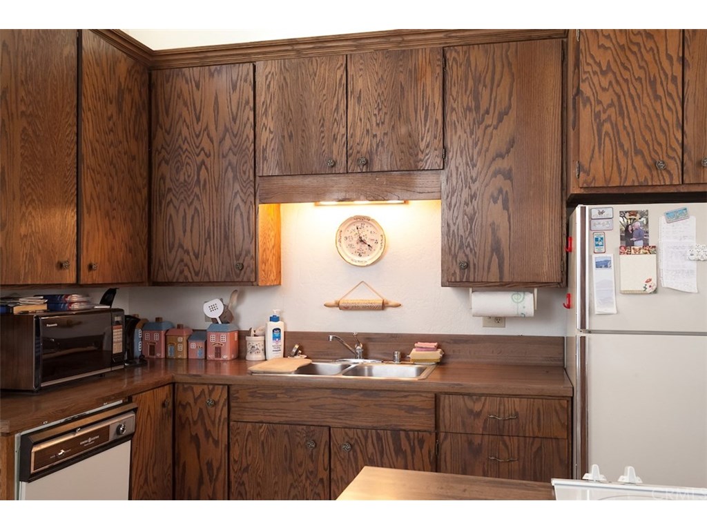 42527 Moonridge Road, Big Bear, CA 92315