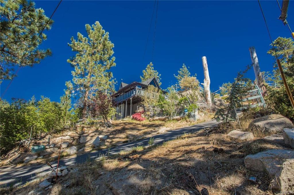 39233 Lark Spur, Big Bear Lake, CA 92315