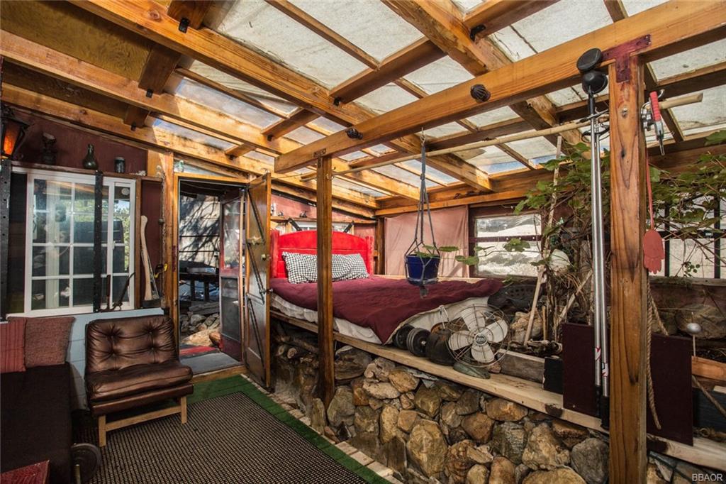 39233 Lark Spur, Big Bear Lake, CA 92315