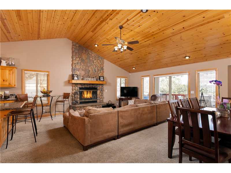 453 FALLENLEAF, Big Bear Lake, CA 92315