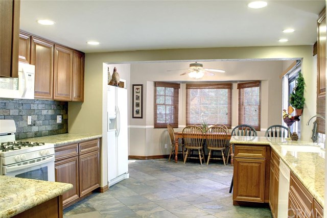 39160 Robin, Big Bear, CA 92315