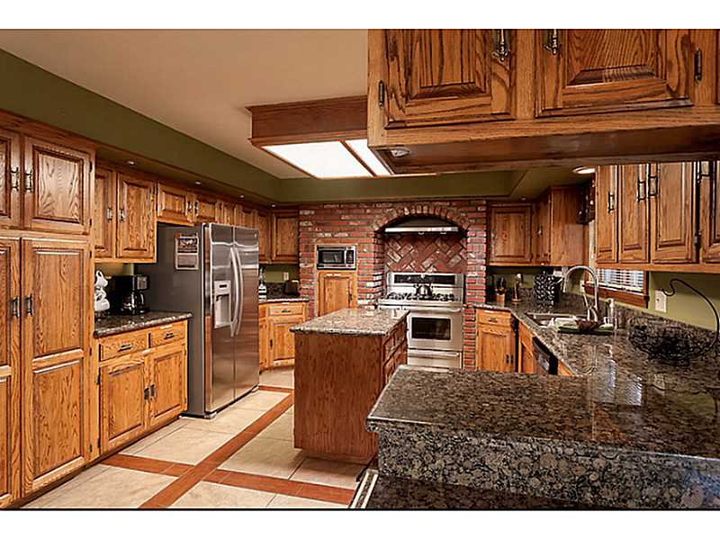 41744 SWAN DR., Big Bear Lake, CA 92315