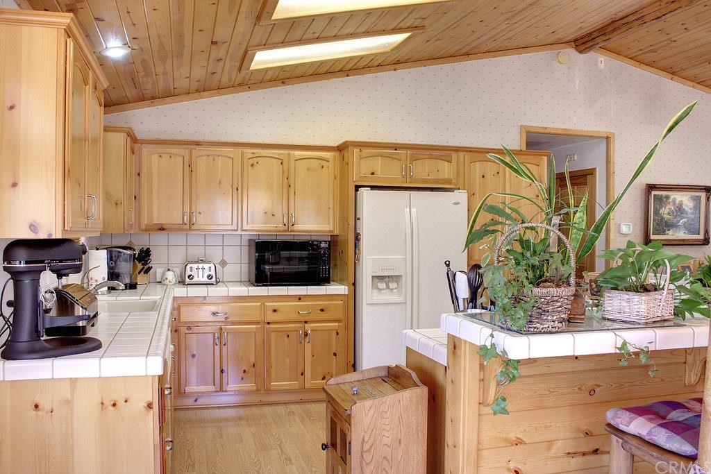 42680 Edgehill Drive, Big Bear, CA 92315