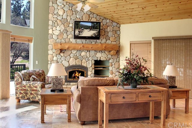 42787 Meadow Hill Place, Big Bear, CA 92315