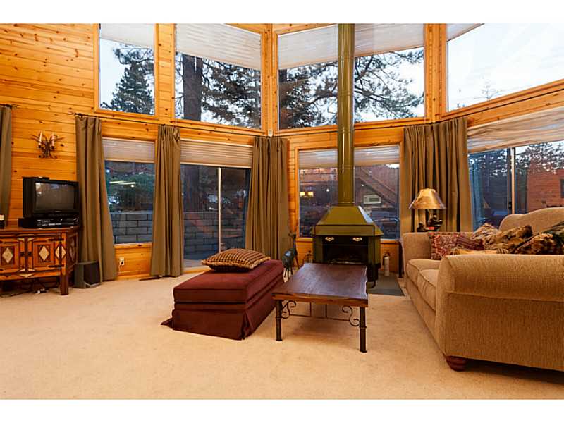 41714 SWITZERLAND, Big Bear Lake, CA 92315