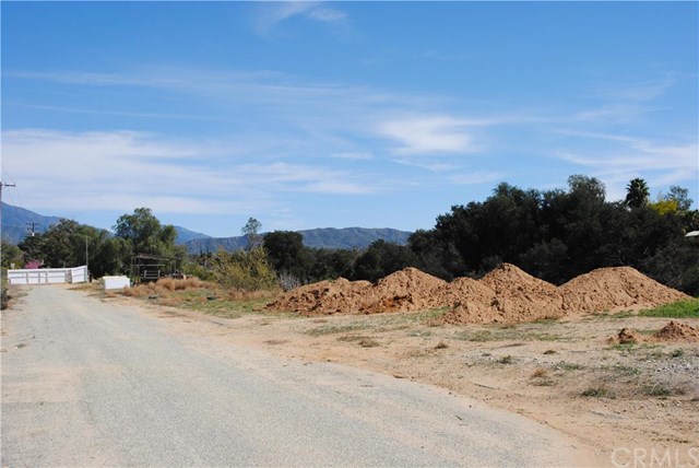867 West Countyline Road, Calimesa, CA 92320