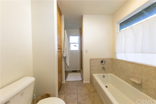 21750 Ballenger, Crestline, CA 92322