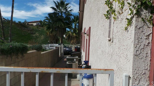 1588 Mohave Drive, Colton, CA 92324