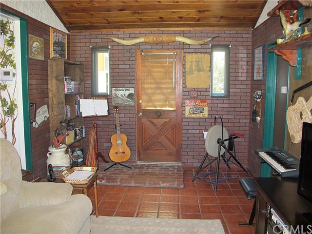 7040 Reche Canyon Road, Colton, CA 92324