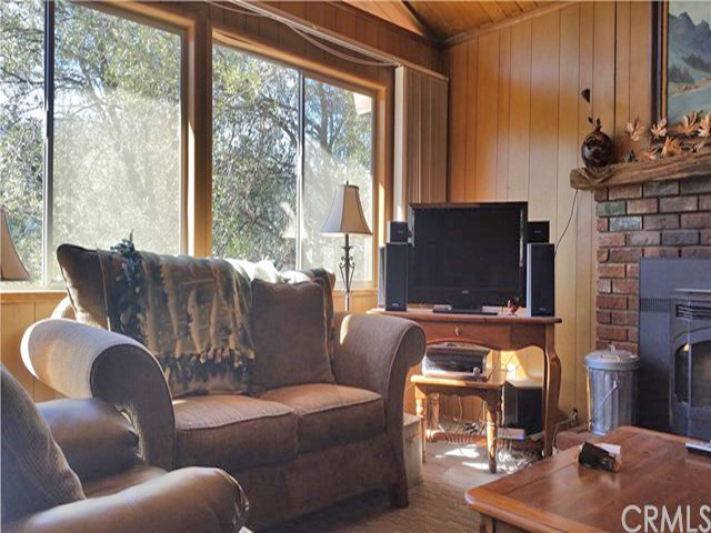 457 Wylerhorn Drive, Lake Gregory, CA 92325