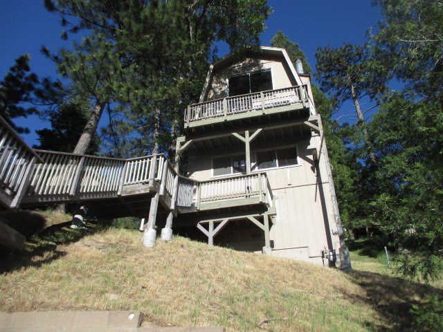 797 Berne DrCrestline, CA, 92325San Bernardino County