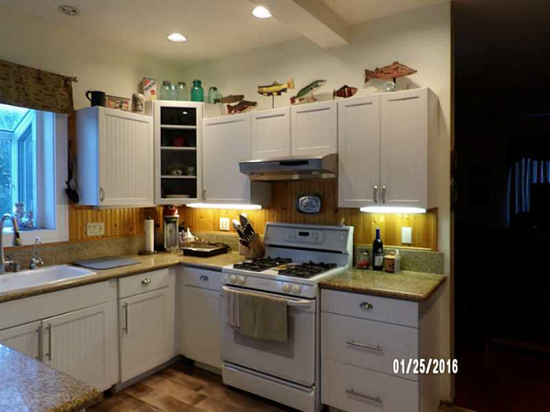 25153 TENNIEL, Crestline, CA 92325