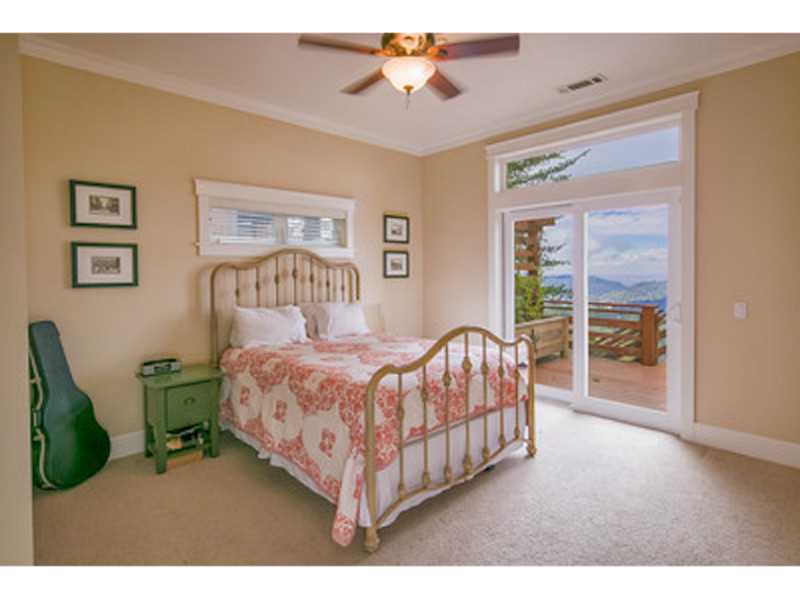 24018 SKYLAND, Crestline, CA 92325