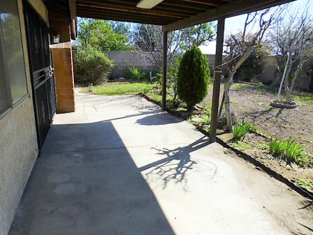15975 Tullock StFontana, CA, 92335San Bernardino County