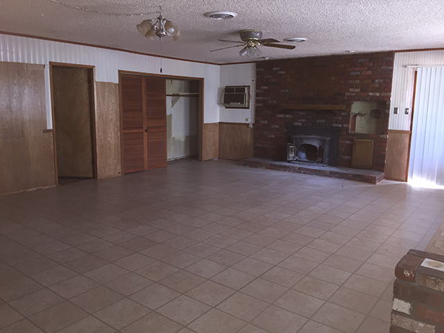 9733 Palmetto AveFontana, CA, 92335San Bernardino County