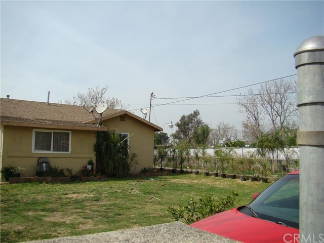9898 Carob Avenue, Fontana, CA 92335