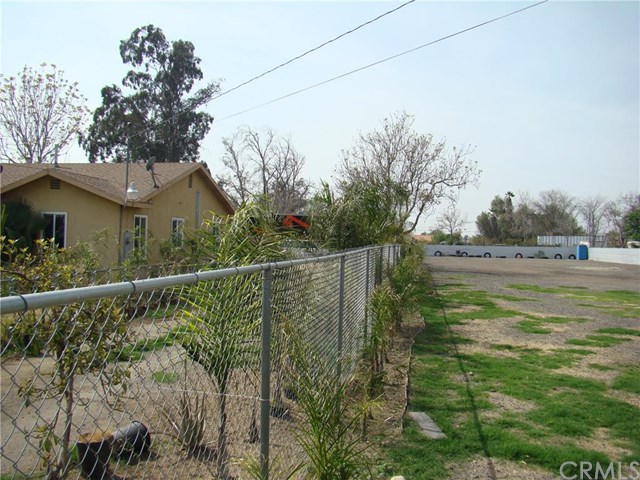9898 Carob Avenue, Fontana, CA 92335