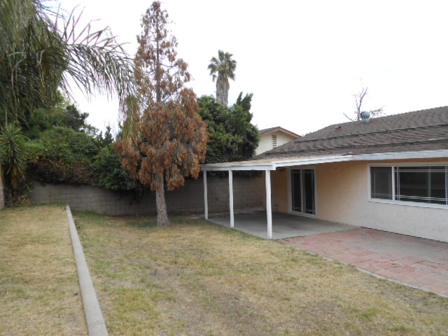 9004 Rosecrest LaneFontana, CA, 92335San Bernardino County
