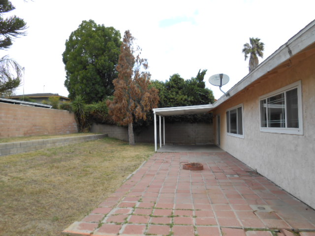 9004 Rosecrest LaneFontana, CA, 92335San Bernardino County