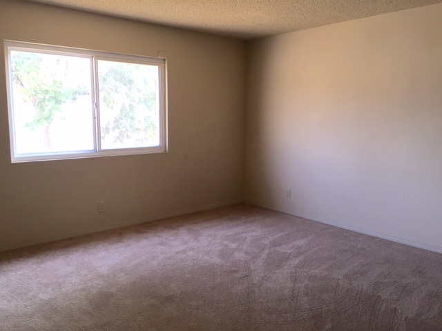 18102 Bonnie LnFontana, CA, 92335San Bernardino County