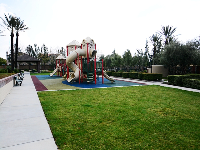 15723 Parkhouse Drive #43Fontana, CA, 92336San Bernardino County