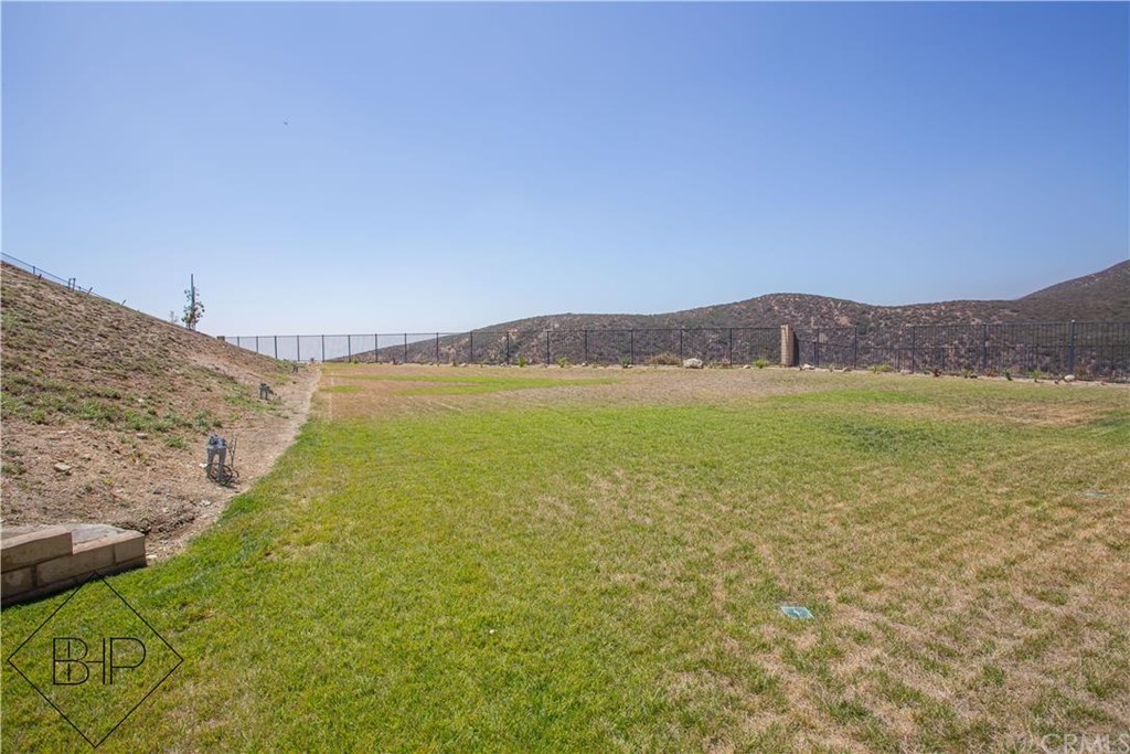 4103 Foxborough Drive, Fontana, United States 92336