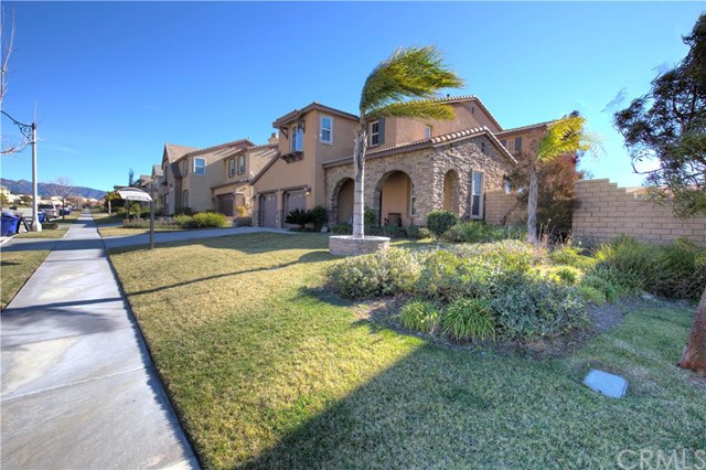 15385 Crimson Street, Fontana, CA 92336
