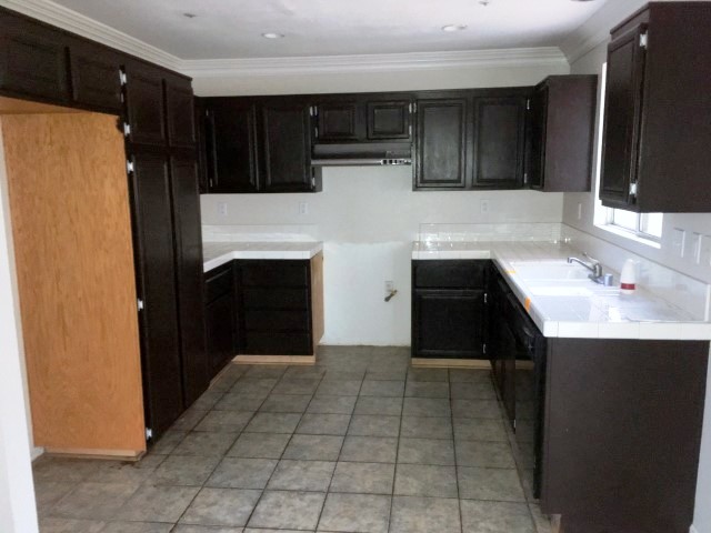 16325 Applegate DrFontana, CA, 92337San Bernardino County