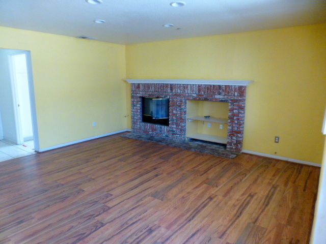 15377 Ridgecrest DFontana, CA, 92337San Bernardino County