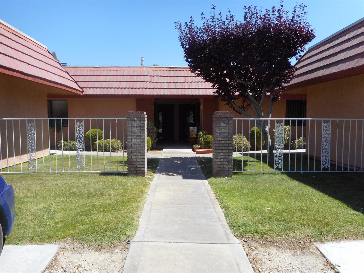 27535Lakeview Drive, Helendale, CA 92342
