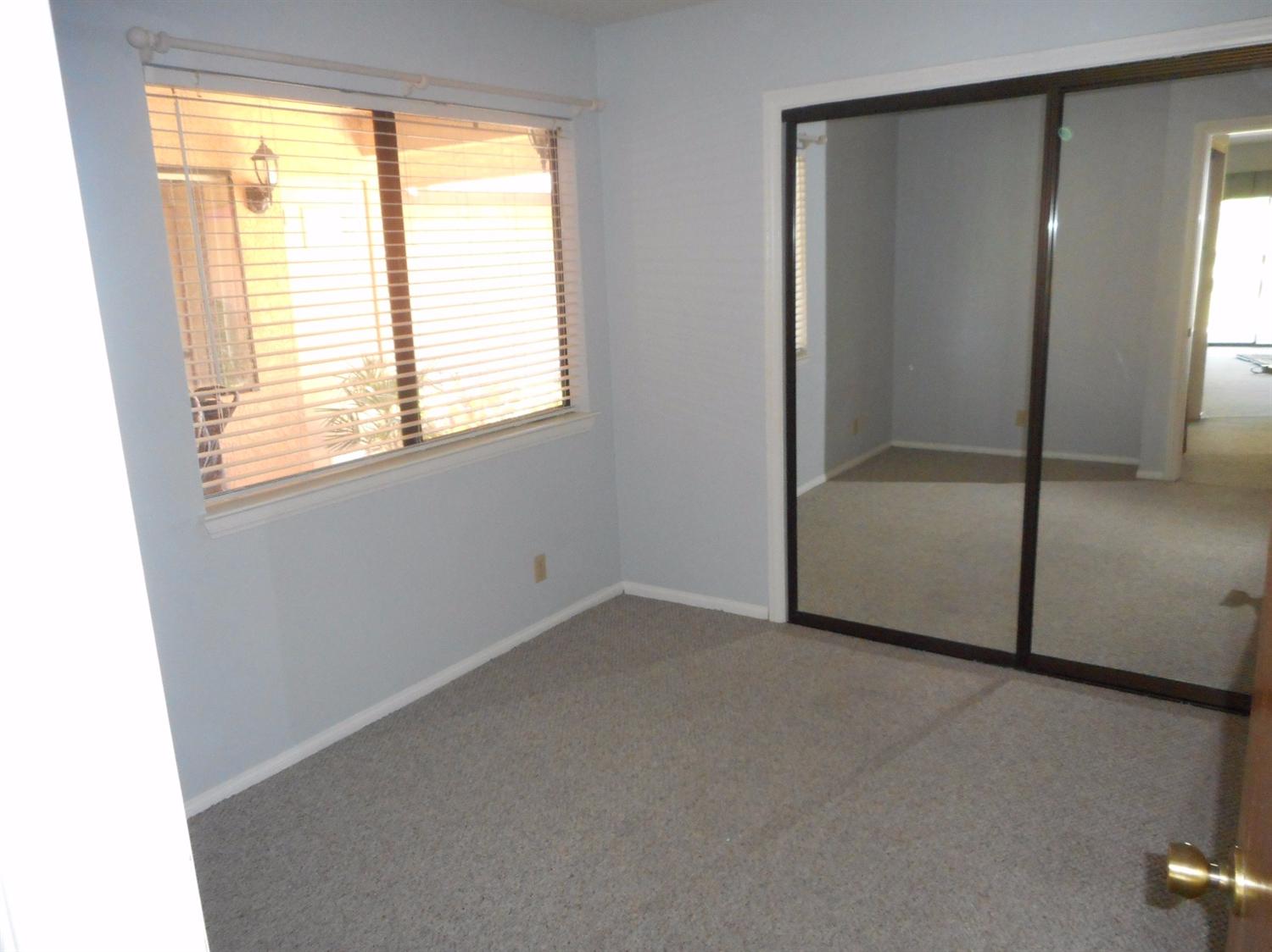 27535Lakeview Drive, Helendale, CA 92342