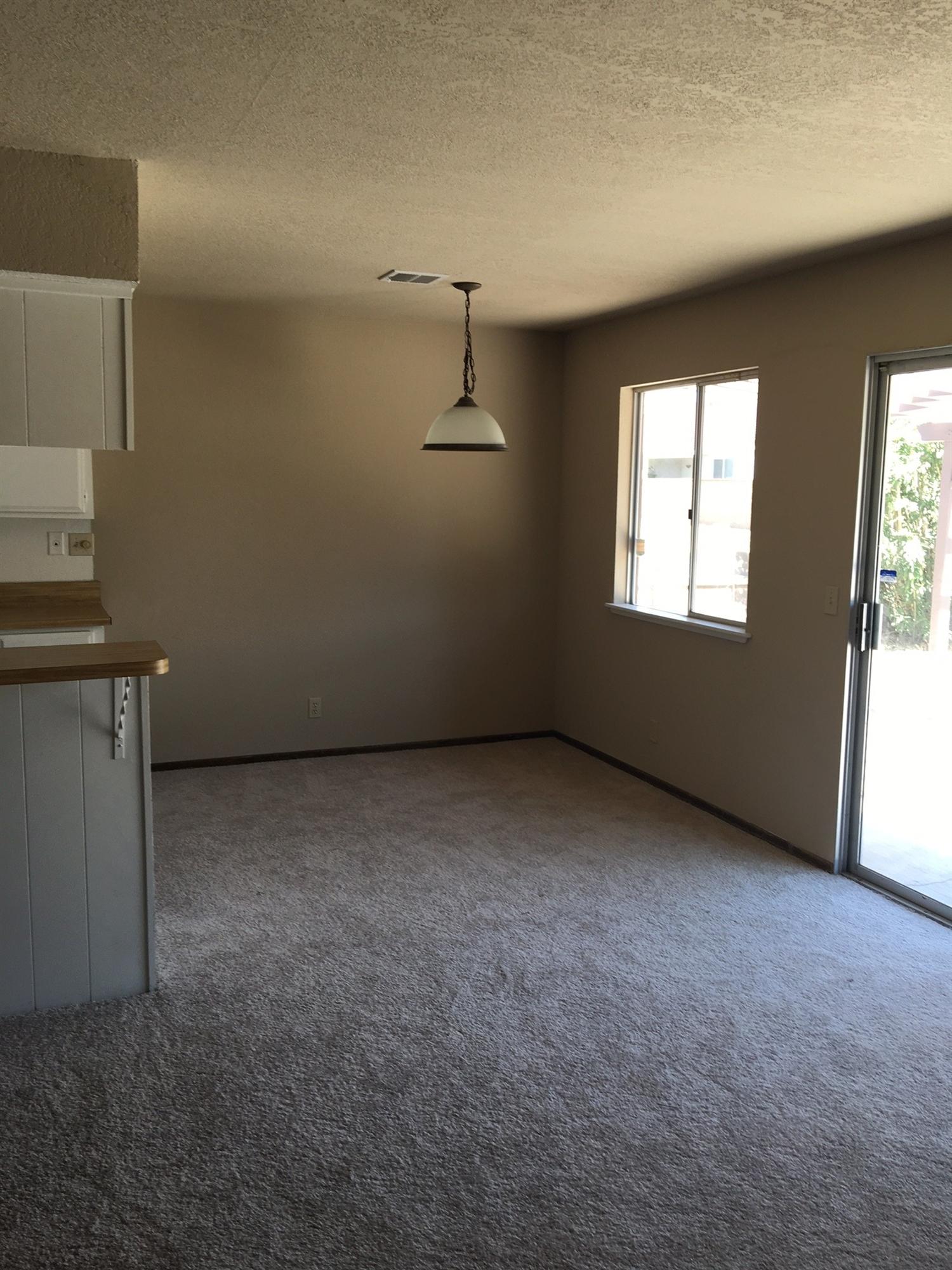 15217Orchard Hill Lane, Helendale, CA 92342