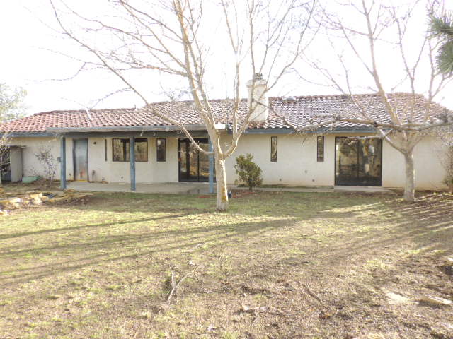 8834 Bellflower StreetOak Hills, CA, 92344San Bernardino County