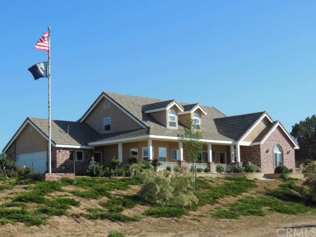 10281Whitehaven St, Oak Hills, United States 92344