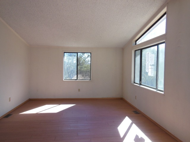 10984 Lincroft RoadHesperia, CA, 92344San Bernardino County