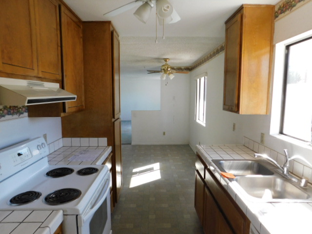 7031 7th AvenueHesperia, CA, 92345San Bernardino County