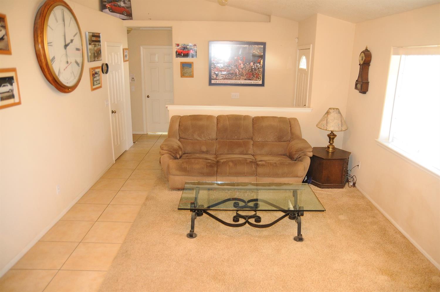 10771Hawthorne Ave, Hesperia, CA 92345